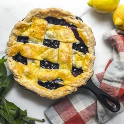 Lodge Round Cast-Iron Fry Pan -Knives Popular Store lodge round fry pan 202221 0266 lodge seasoned cast iron skillet z